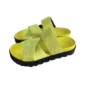 SOREL Roaming Sport Slide Bolt and Black Size 7.5